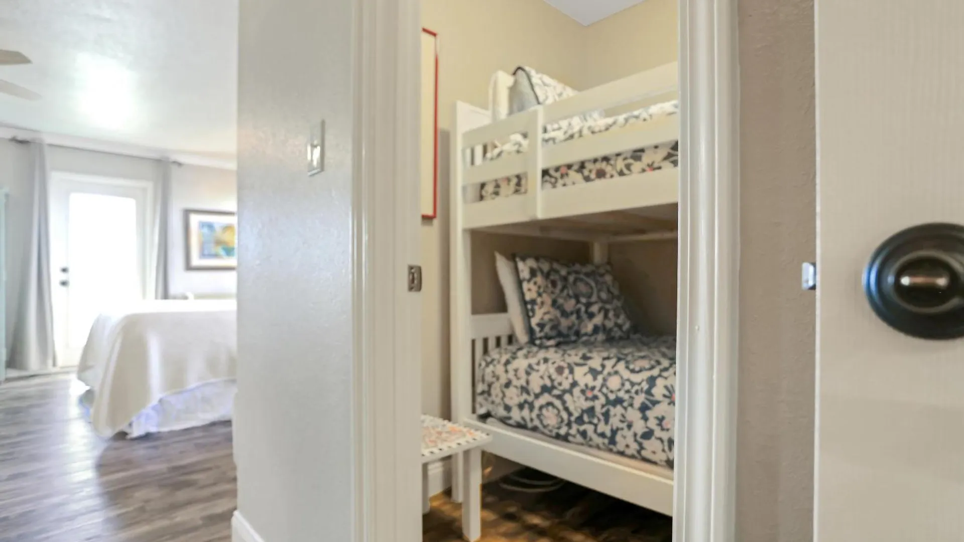 Cuda Villa Destin 0*,  United States